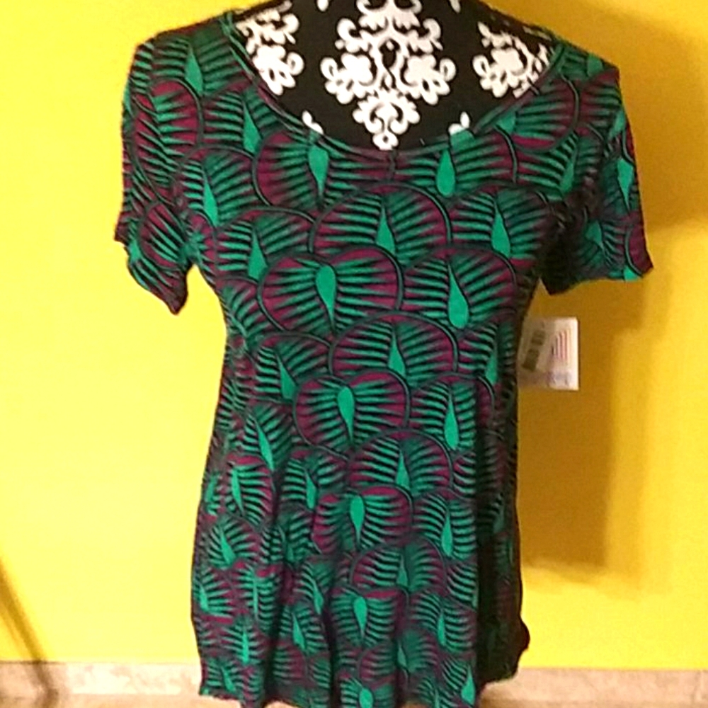 LulaRoe Classic T